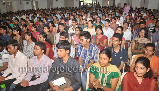 World Konkani Centre awards scholarships worth Rs 2.5 crore